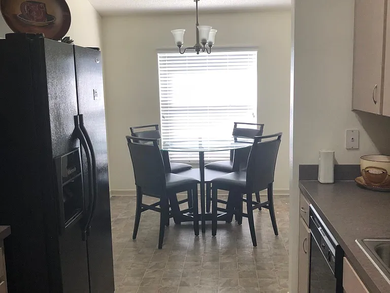 1368 Laurel Glen Dr — Photo 5