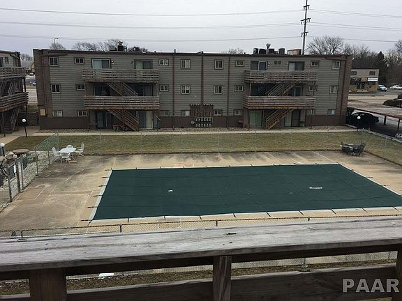 4th image of 3623 N Sterling Ave APT C4