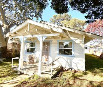 610 Granite St, Pacific Grove, CA, 93950