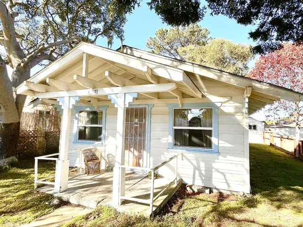 610 Granite St, Pacific Grove, CA 93950