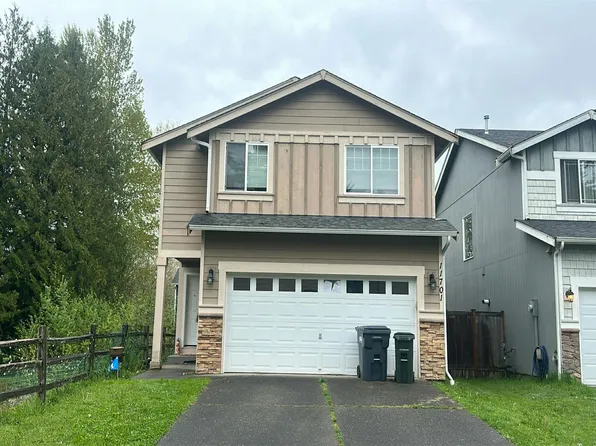 11701 9th Avenue Ct E, Tacoma, WA 98445