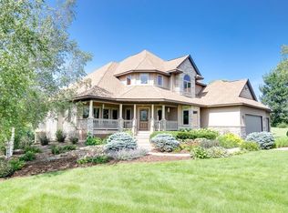 425 Swift Cir, Hudson, WI 54016