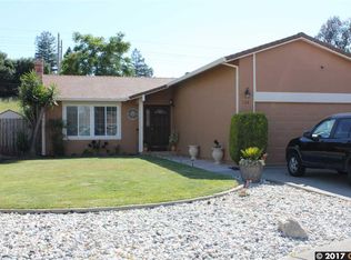 124 Aster Ct, Hercules, CA 94547