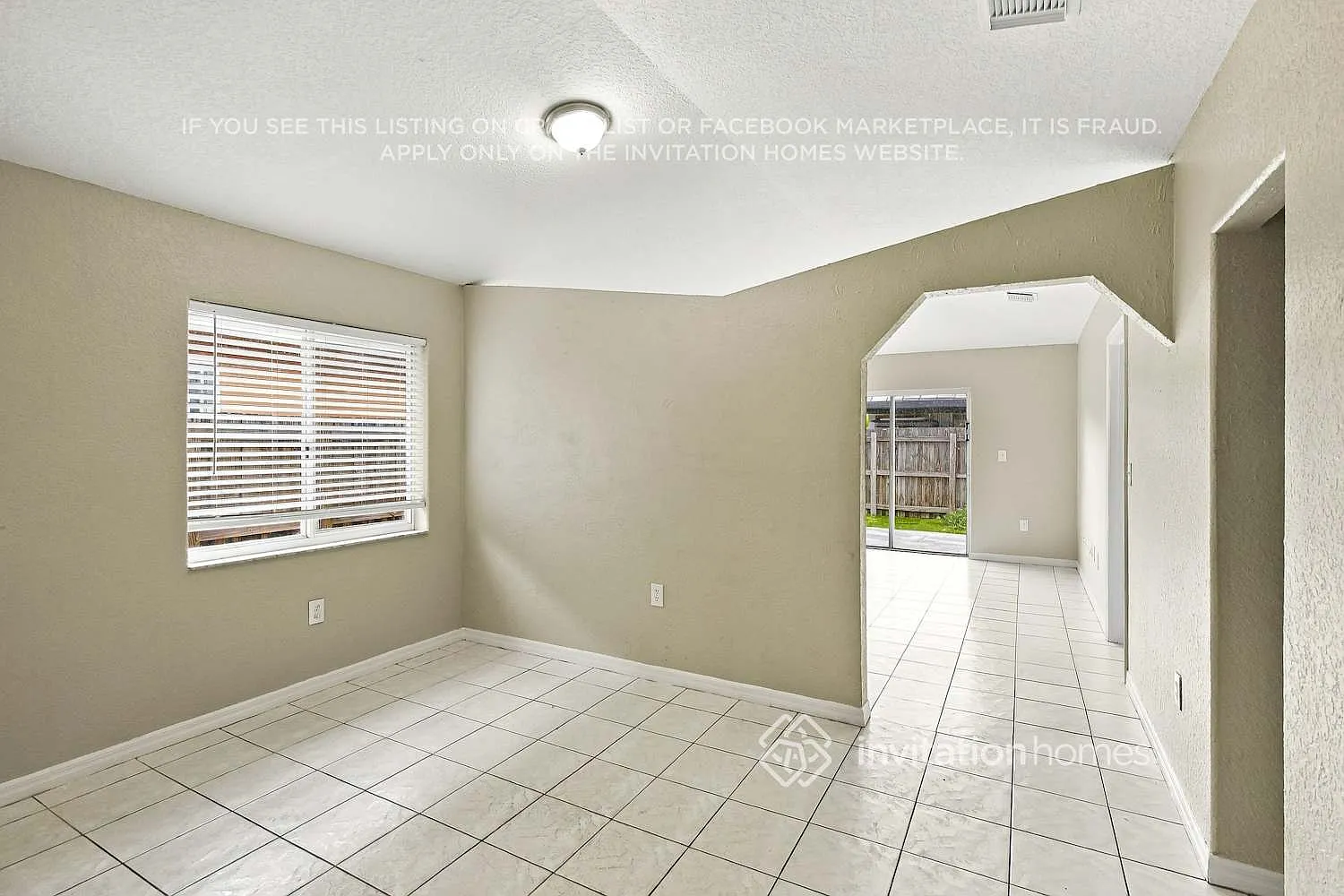 9775 NW 126th Ter Hialeah, FL 33018 — Photo 4