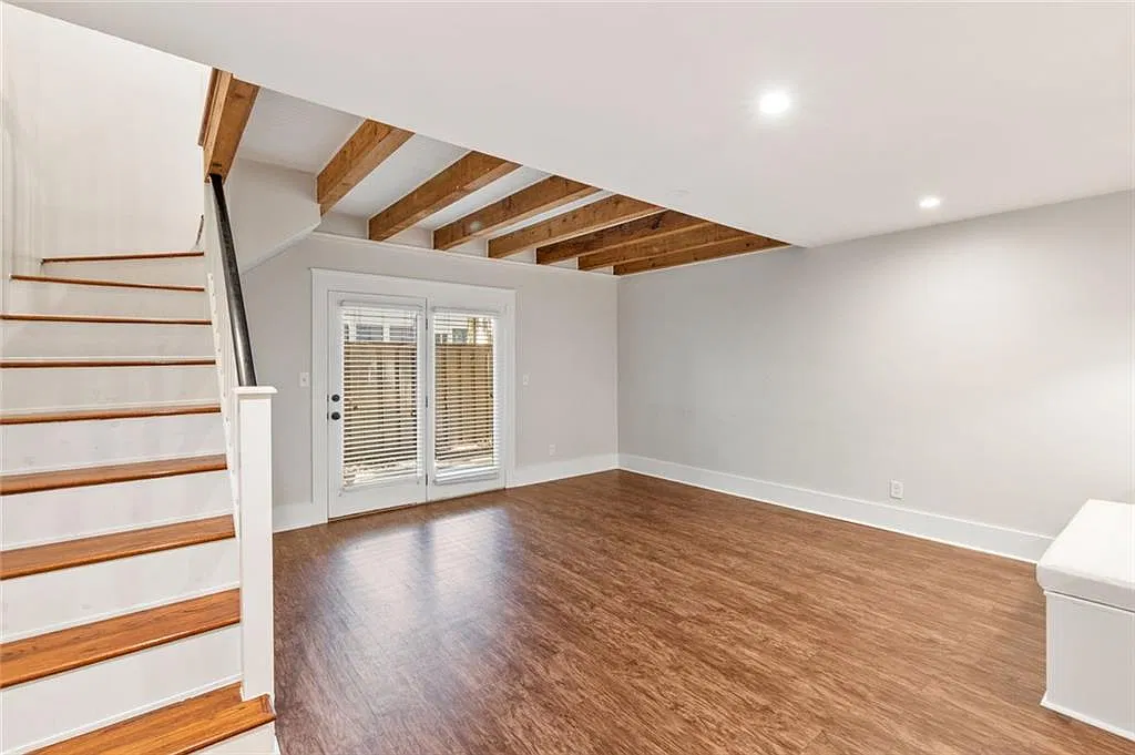 1 bed, 1.5 bath, 753 sqft, $1,950 — Photo 4