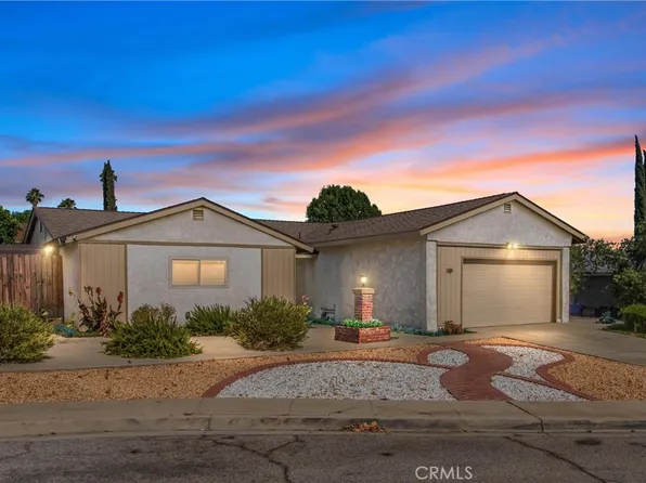 1585 Pepper Ct, Highland, CA 92346
