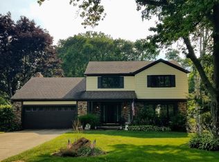 1580 Lord Rd, Fairview, PA 16415