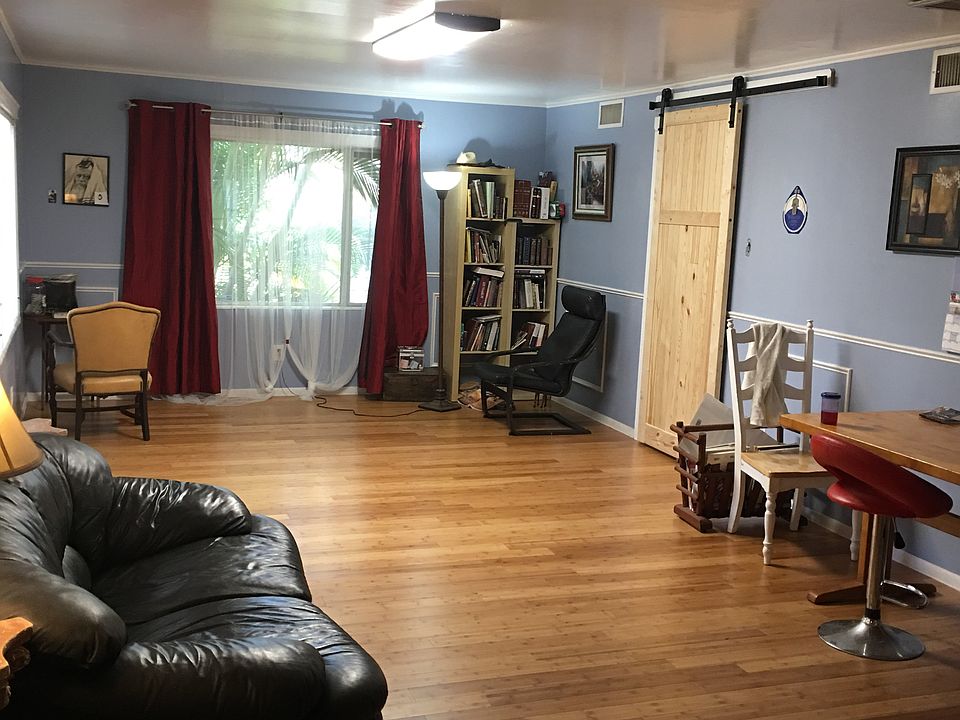 1st image of 720 7th St N