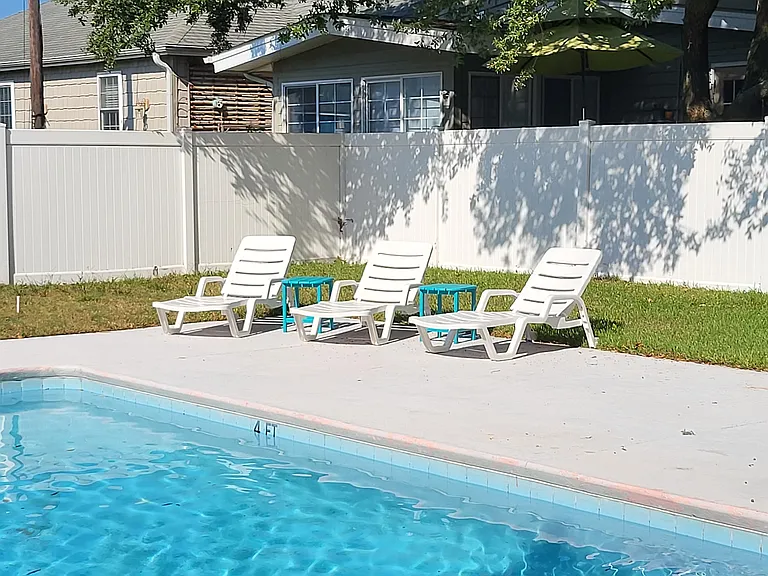 1420 Holly Driveunit A — Photo 5