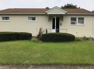 5 Burns Ave, Westerly, RI 02891