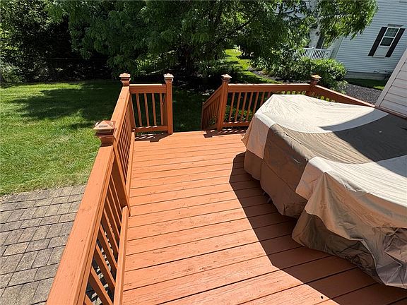 4th image of 1081 Tudor Dr