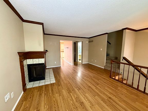 5th image of 895 Delray Dr