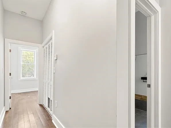 21 Hancock Avenue image 15 of 22