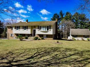 55 Sharrer Rd, Port Murray, NJ 07865