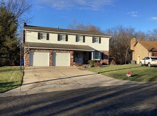 321 Glenview Dr, New Kensington, PA 15068