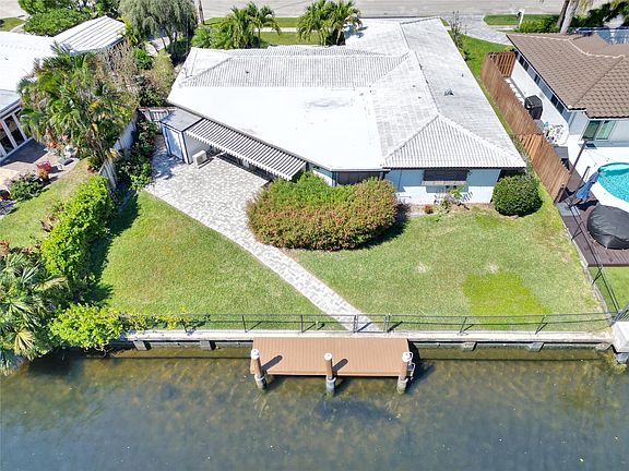 3rd image of 6510 NE 19th Avenue