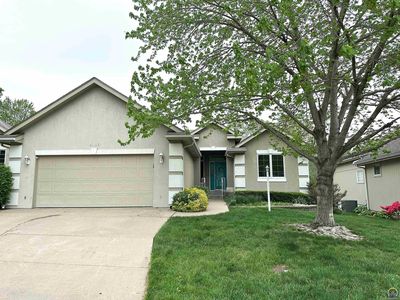 2436 SW Camelot Pl, Topeka, KS, 66614