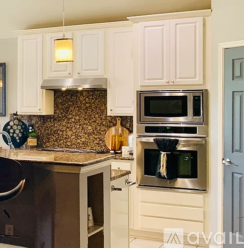 301 Mimosa Dr — Photo 10