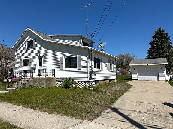 3rd image of 1110 16th St