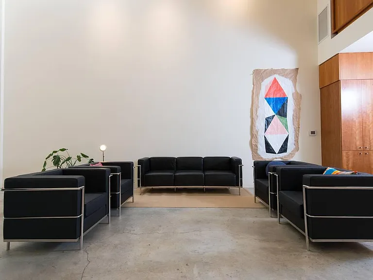 5216 N Williams Ave — Photo 9