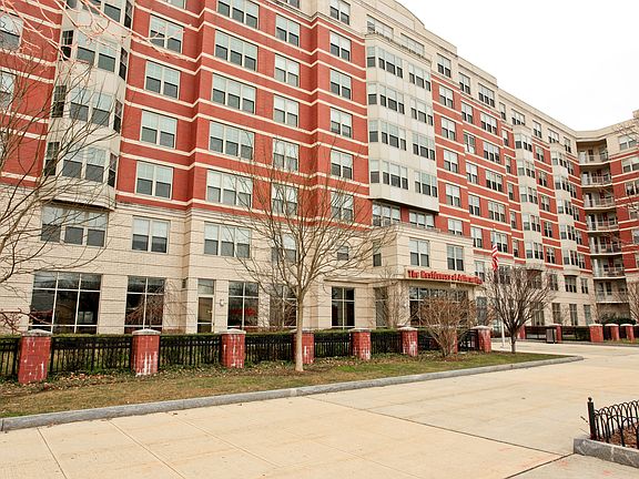 2nd image of 300 Mamaroneck Ave APT 304