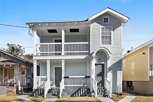2 bed, 1.0 bath, 1052 sqft, $1,550 — Photo 1