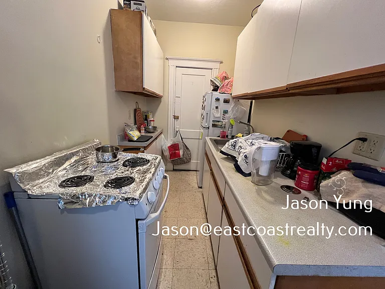 237 Kelton St #10 — Photo 12