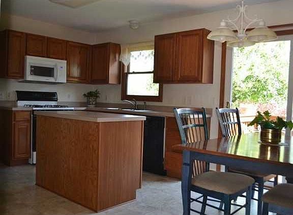 4th image of 870 Little Creek Dr