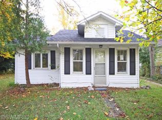 2321 Parkview Ave, Kalamazoo, MI 49008