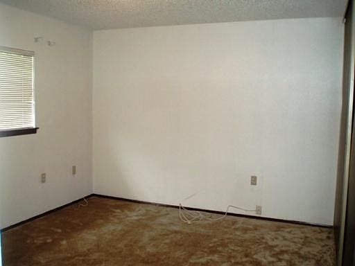 5th image of 12118 MORRISTOWN DR