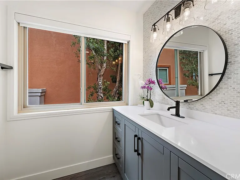408 Villa Point Dr — Photo 14