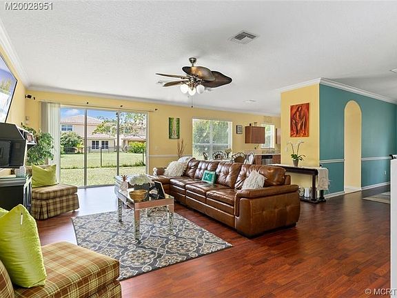 5th image of 2940 SW Venice Ct