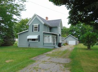 242 W South St, Athens, MI 49011