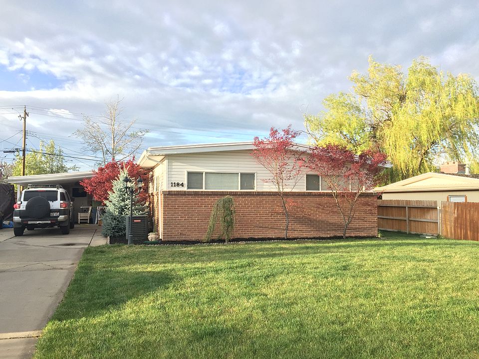 1st image of 1184 E Carmelita Dr