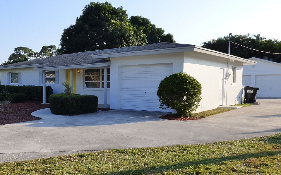 1st image of 530 Val Mar Dr