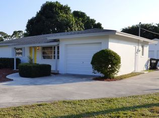 530 Val Mar Dr, Fort Myers, FL 33919