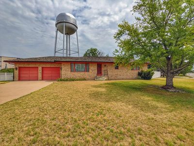 410 E Cedar St, Ness City, KS, 67560