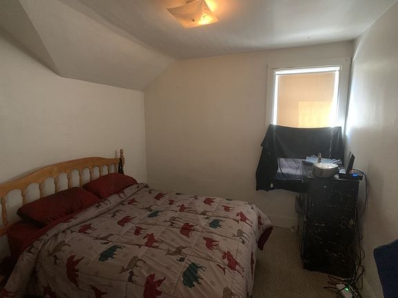 5th image of 603 Seymour St