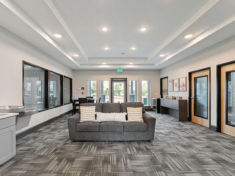 Prairie Home Apartments — Photo 19