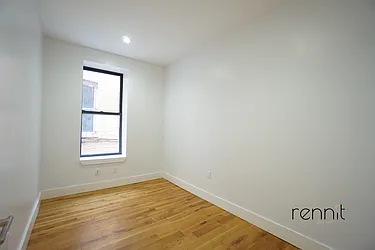 Rented by Rennit Inc.