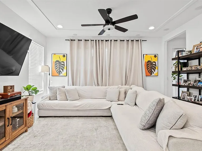6262 Goldcoast Ave — Photo 7