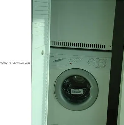 300 S Biscayne Blvd #T-3511 — Photo 12
