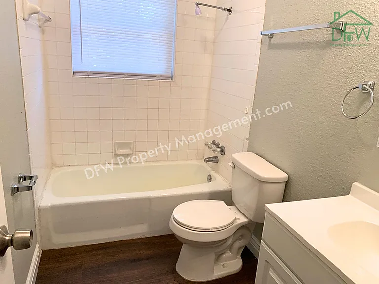 2709 NW Hilltop Dr — Photo 7