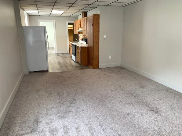 701 S Railroad St APT 1, Myerstown, PA 17067