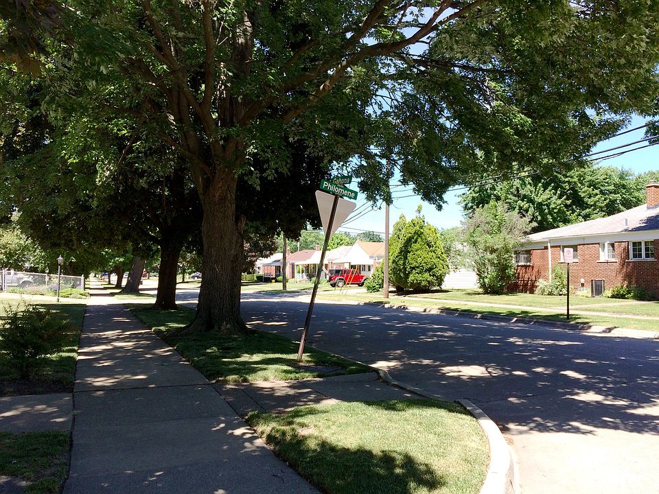 1st image of 16549 Philomene Blvd