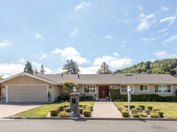 432 Stonefield Pl, Moraga, CA 94556