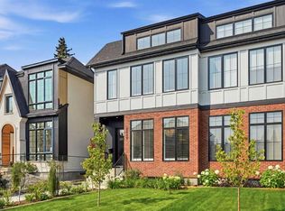 2609 E 35th St SW, Calgary, AB T3E 2Y3