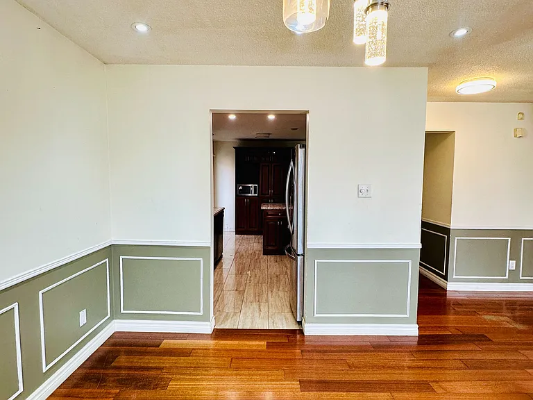 52 Moffatt Ave — Photo 13