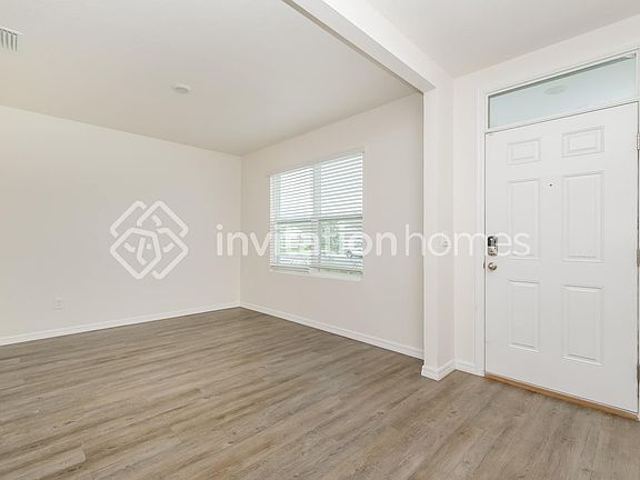 4th image of 7885 Harbor Moor Dr