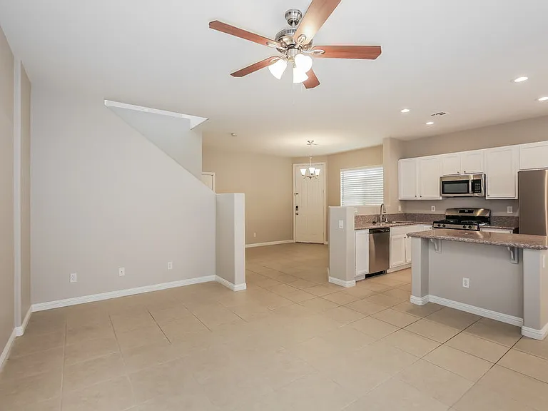 6441 Butterfly Sky St — Photo 5